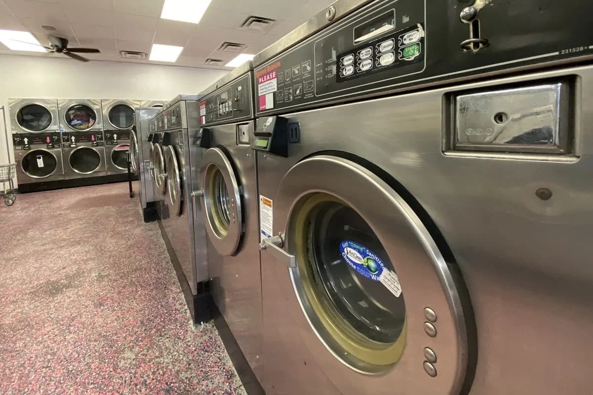 Established Laundromat for sale in Austin